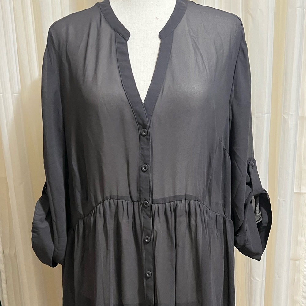 🛑Torrid blouse🛑 - Picture 2 of 4